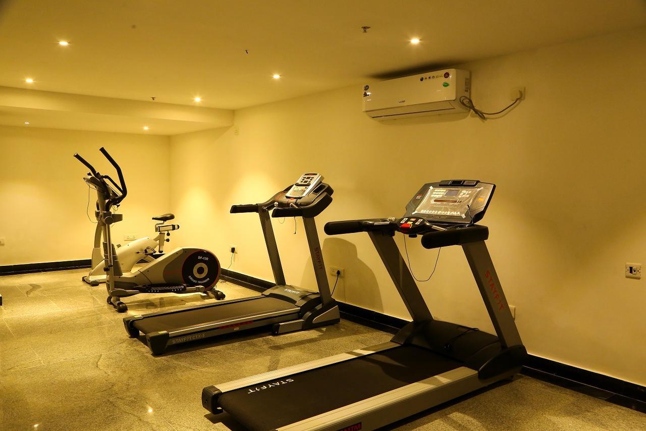 Hotel Deccan Serai, Hitec City, Haydarabad Dış mekan fotoğraf