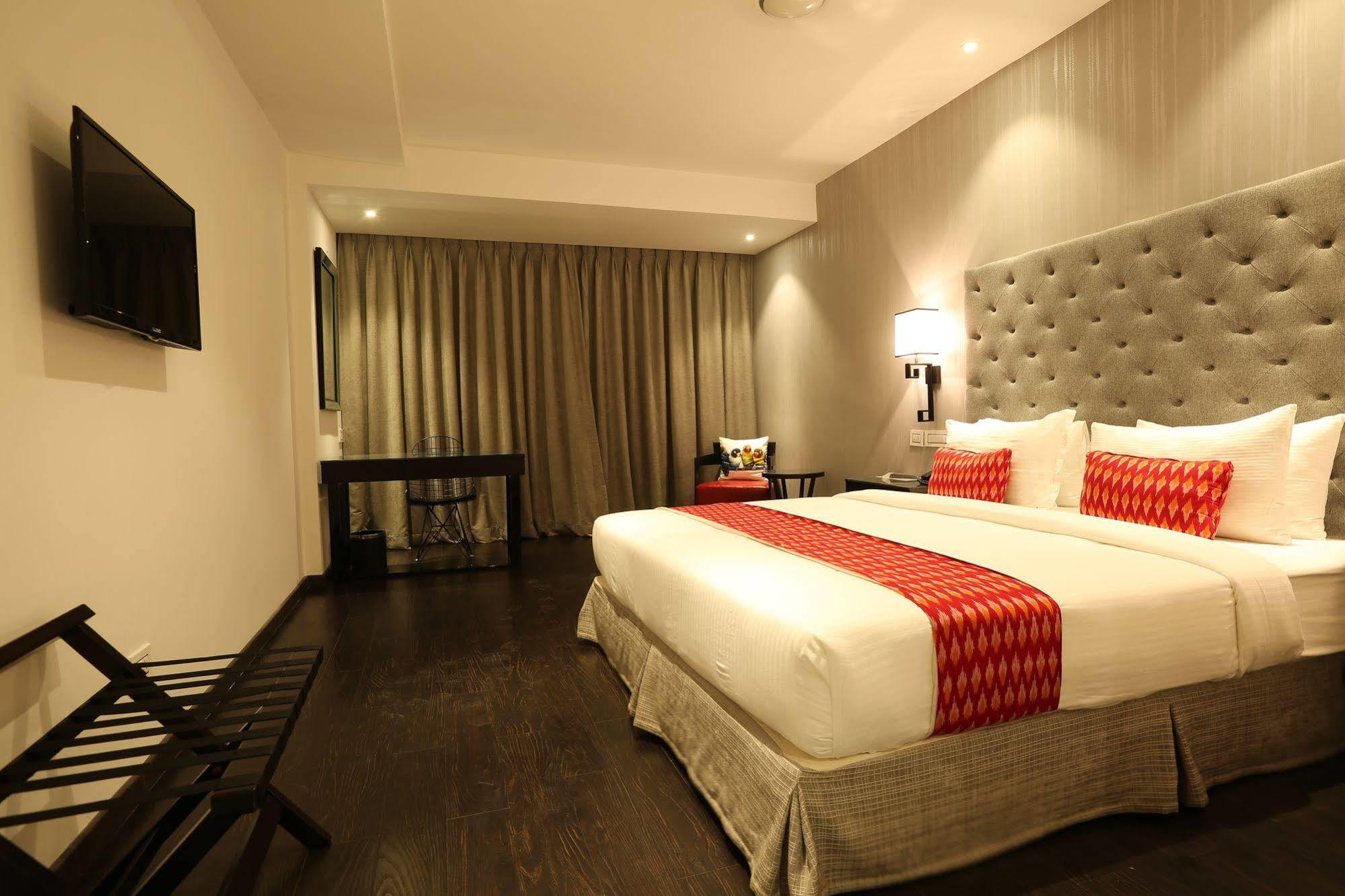 Hotel Deccan Serai, Hitec City, Haydarabad Dış mekan fotoğraf